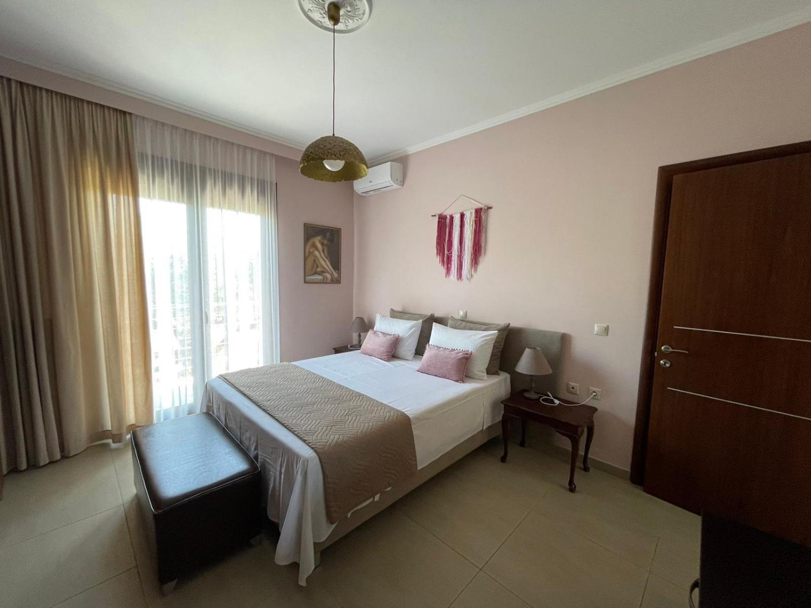 Villa Serenity Agia Marina  Eksteriør billede