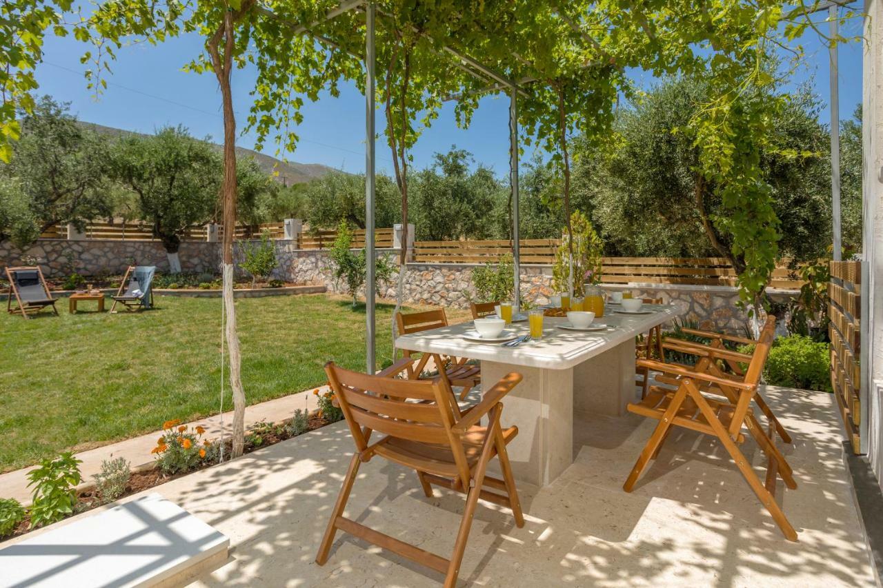 Villa Serenity Agia Marina  Eksteriør billede