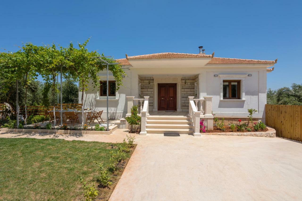 Villa Serenity Agia Marina  Eksteriør billede