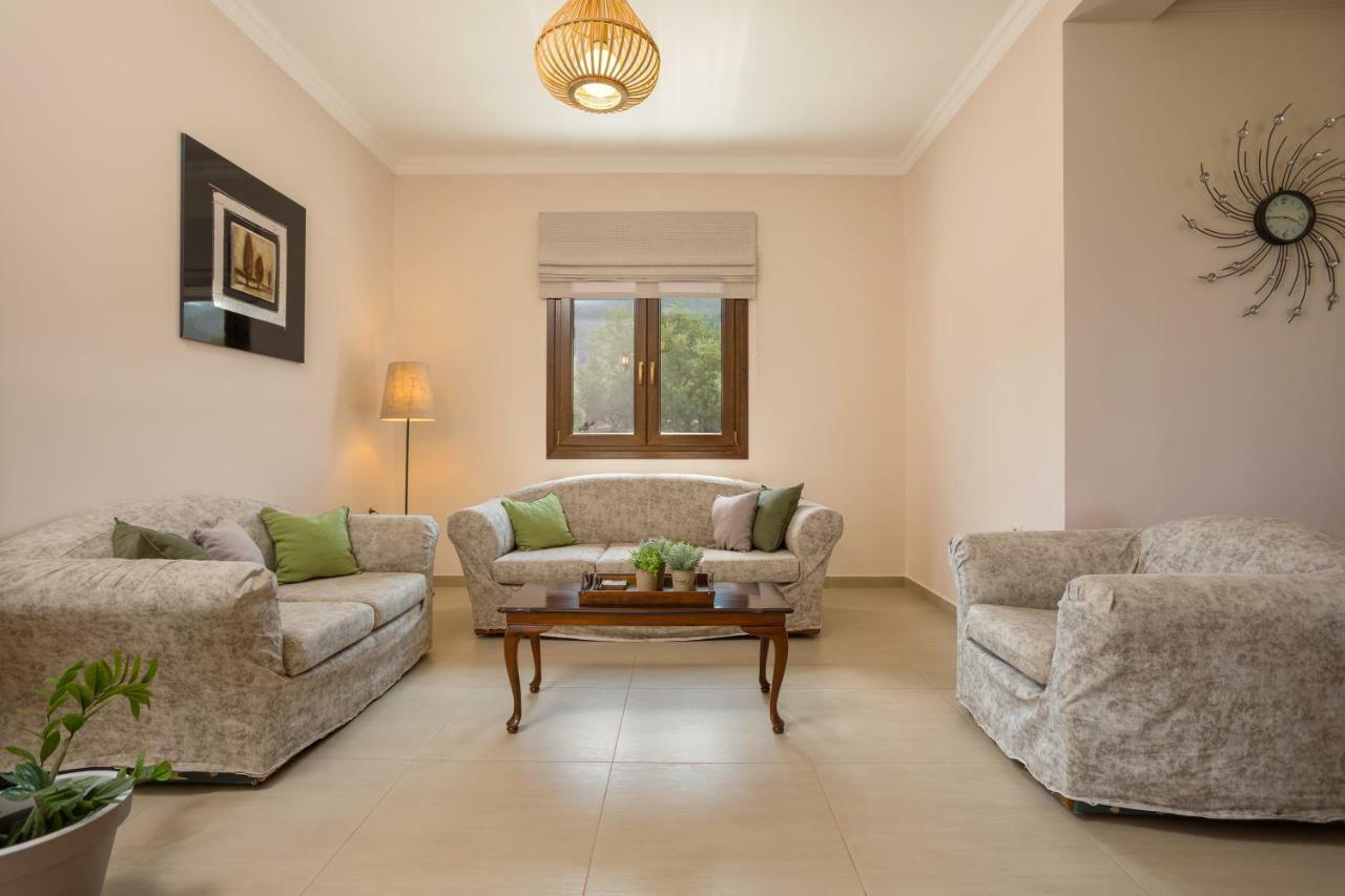 Villa Serenity Agia Marina  Eksteriør billede